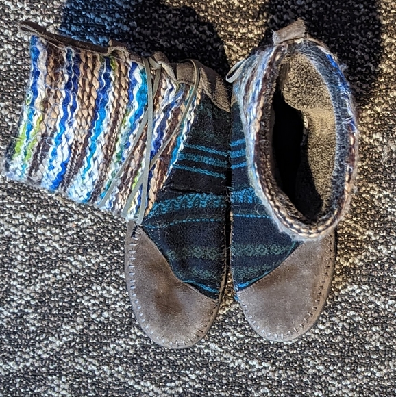 TOMS multi - Picture 3 of 6